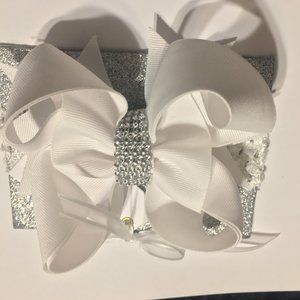 HAIR BOW OR HEAD BAND